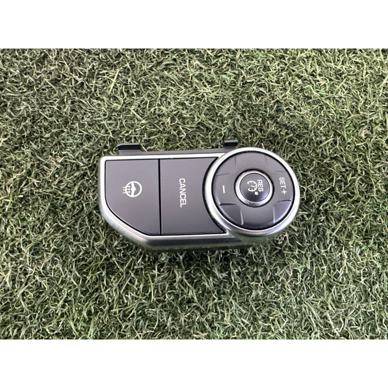 Кнопки руля (электрика / кнопки) LAND ROVER RANGE ROVER Sport L494 2016 3.0 Diesel LR087485