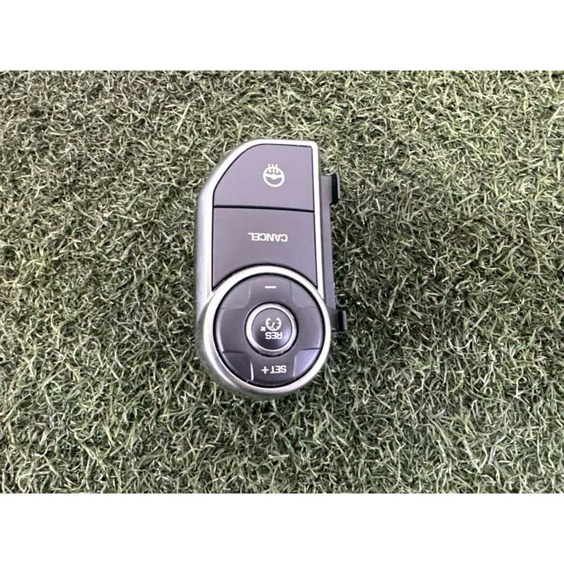 Кнопки руля (электрика / кнопки) LAND ROVER RANGE ROVER Sport L494 2016 3.0 Diesel LR087485