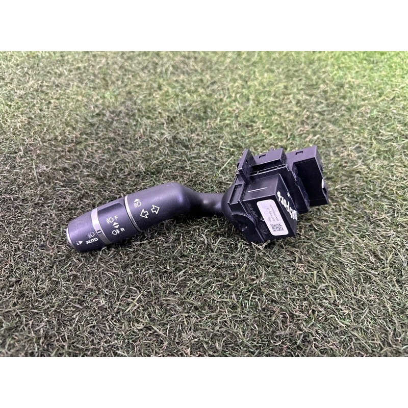 Переключатель поворотов (электрика) LAND ROVER RANGE ROVER Sport L494 2016 3.0 Diesel LR024627