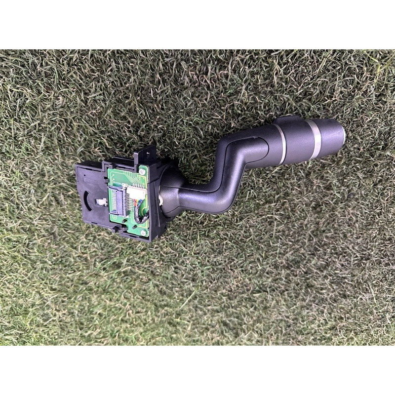 Переключатель поворотов (электрика) LAND ROVER RANGE ROVER Sport L494 2016 3.0 Diesel LR024627