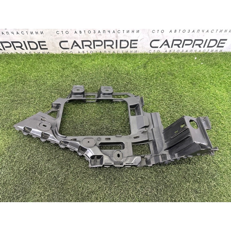 Кріплення бампера (кузов і елементи) Volkswagen Touareg NF 2013 3.6 7P6807375B