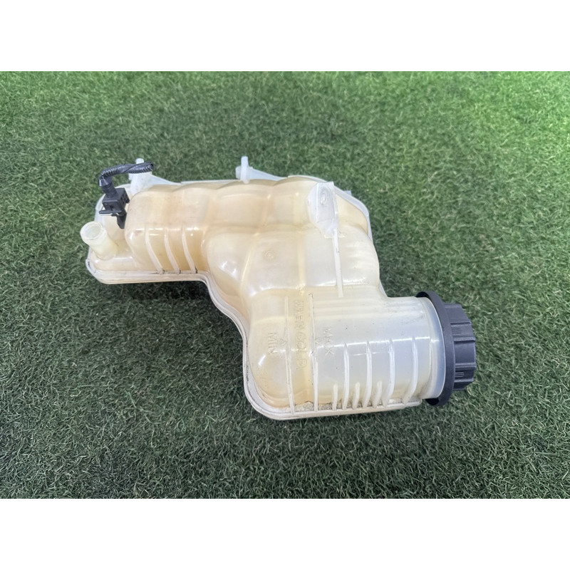 Бачок розширювальний (система охлаждения) LAND ROVER Range Rover L405 2016 5.0 LR034654