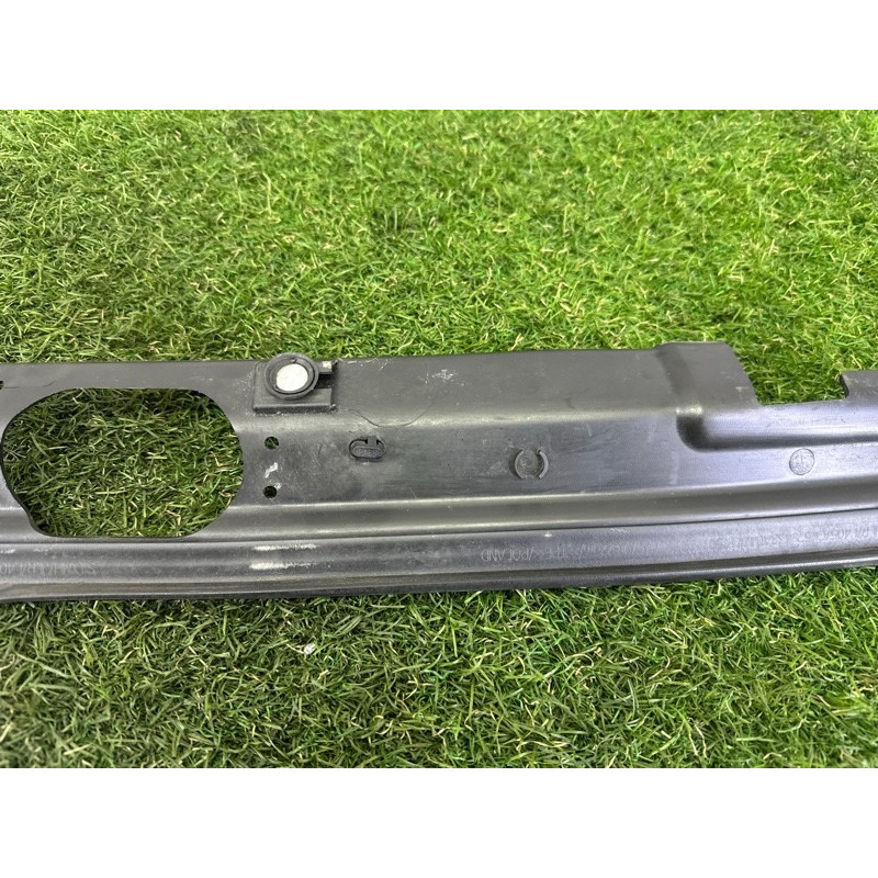 Накладка кришки багажника (кузов и элементы) LAND ROVER Range Rover L405 2016 5.0 LR056775