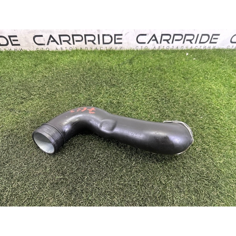 Патрубок интеркулера (двигатель и элементы) BMW 3-series E90 2010 3.0 N54 13717590304