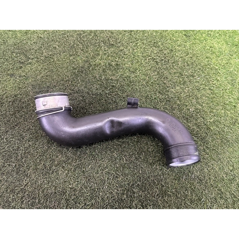 Патрубок интеркулера (двигатель и элементы) BMW 3-series E90 2010 3.0 N54 13717590304