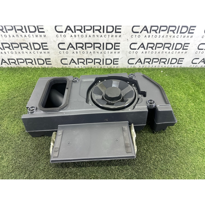 Сабвуфер (электрика) LAND ROVER Range Rover L405 2016 5.0 LR033287