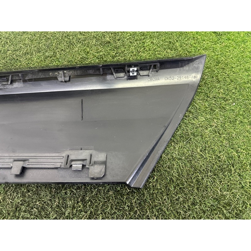 Накладка стойки (кузов и элементы) LAND ROVER Range Rover L405 2016 5.0 LR076492