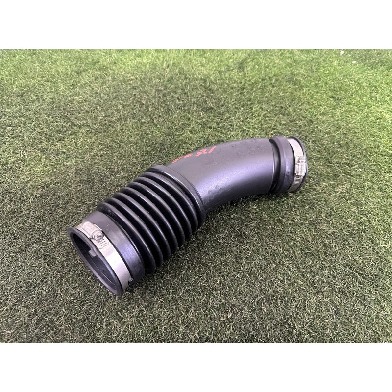 Патрубок воздушного фильтра (впускная система) Jeep Grand Cherokee WK2 2014 3.0 Diesel 68202826AA