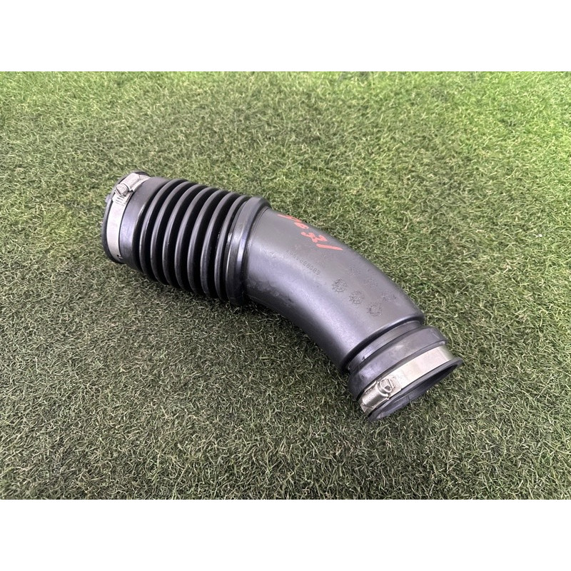 Патрубок воздушного фильтра (впускная система) Jeep Grand Cherokee WK2 2014 3.0 Diesel 68202826AA