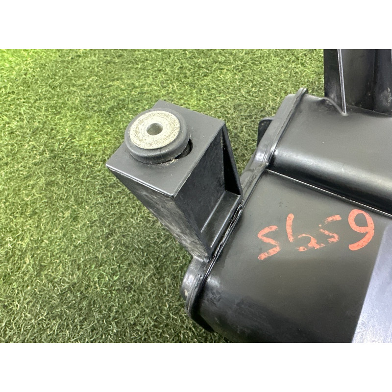 Абсорбер топливный (топливная система) AUDI Q7 4L 2011 3.0 TFSi 7L8201801B