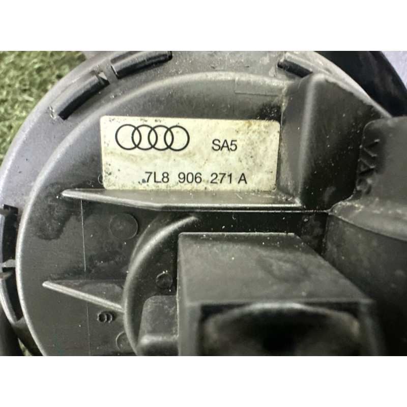 Абсорбер топливный (топливная система) AUDI Q7 4L 2011 3.0 TFSi 7L8201801B