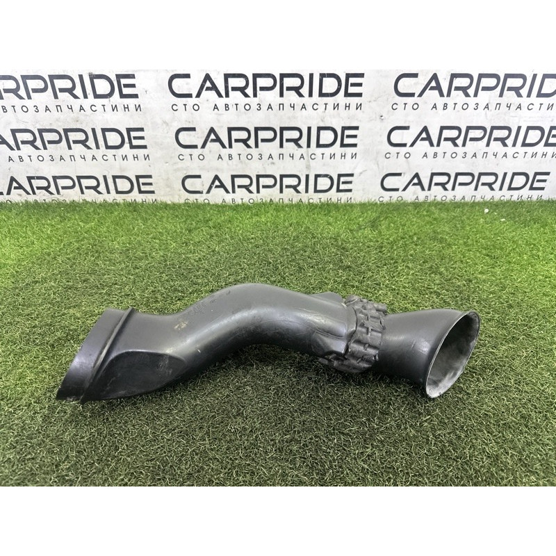 Патрубок воздушного фильтра (впускная система) Volkswagen Touareg NF 2013 3.0 Hybrid 7P6129609A