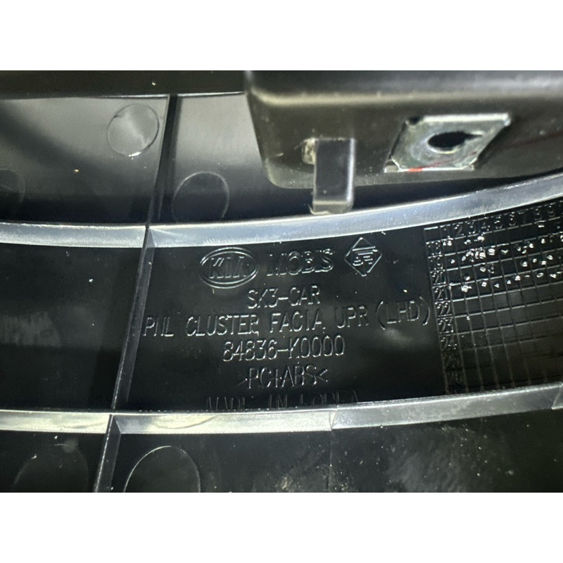 Торпедо (салон) KIA Soul 3 2022 2.0 84710K0100WK