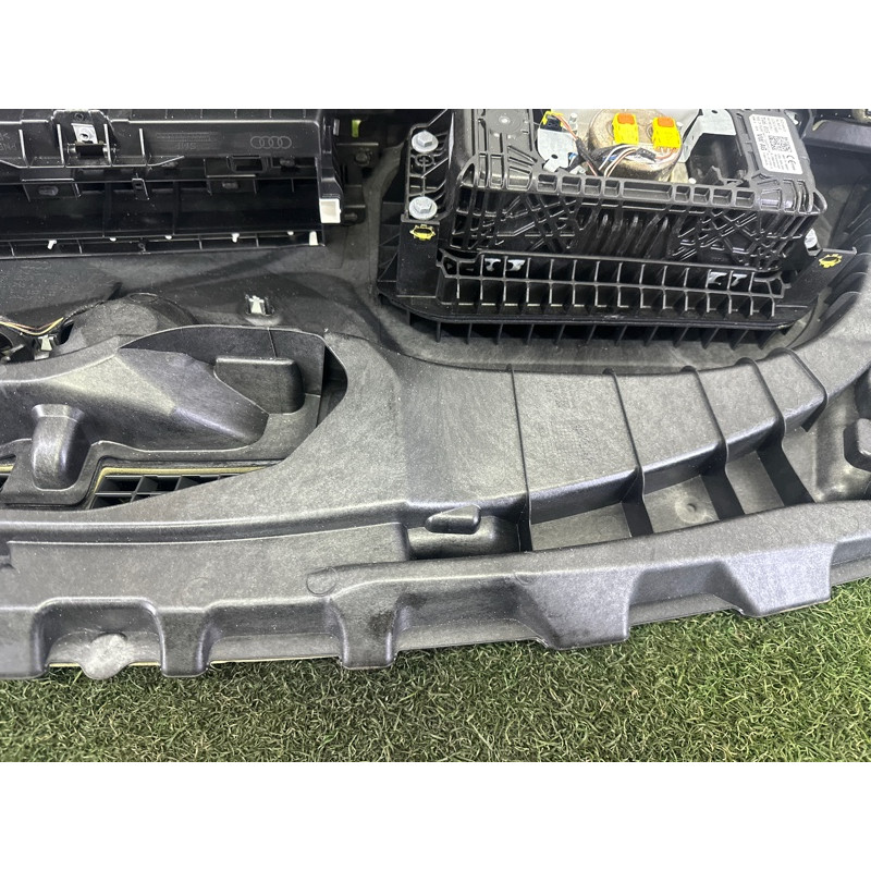 Торпедо (салон) AUDI A4 B9 2018 2.0 DBPA 8W1857001KMBX