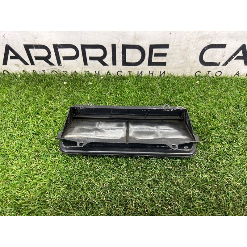 Клапан вентиляции салона (кузов и элементы) Nissan Juke F15 2013 1.6 8200213712b