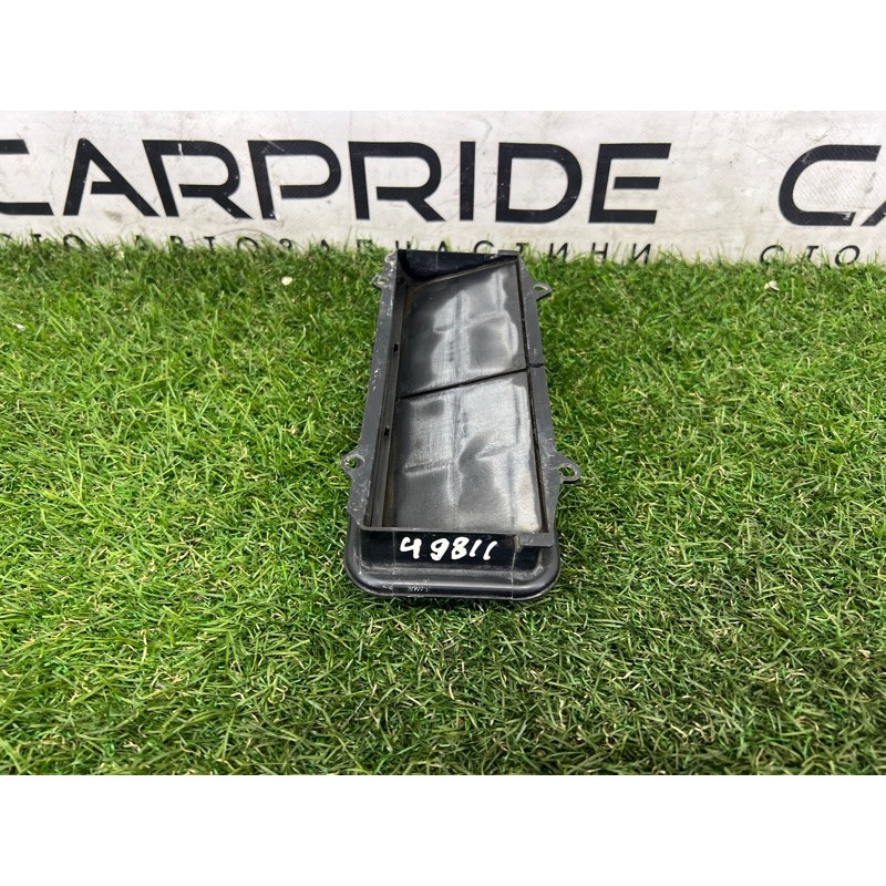 Клапан вентиляции салона (кузов и элементы) Nissan Juke F15 2013 1.6 8200213712b