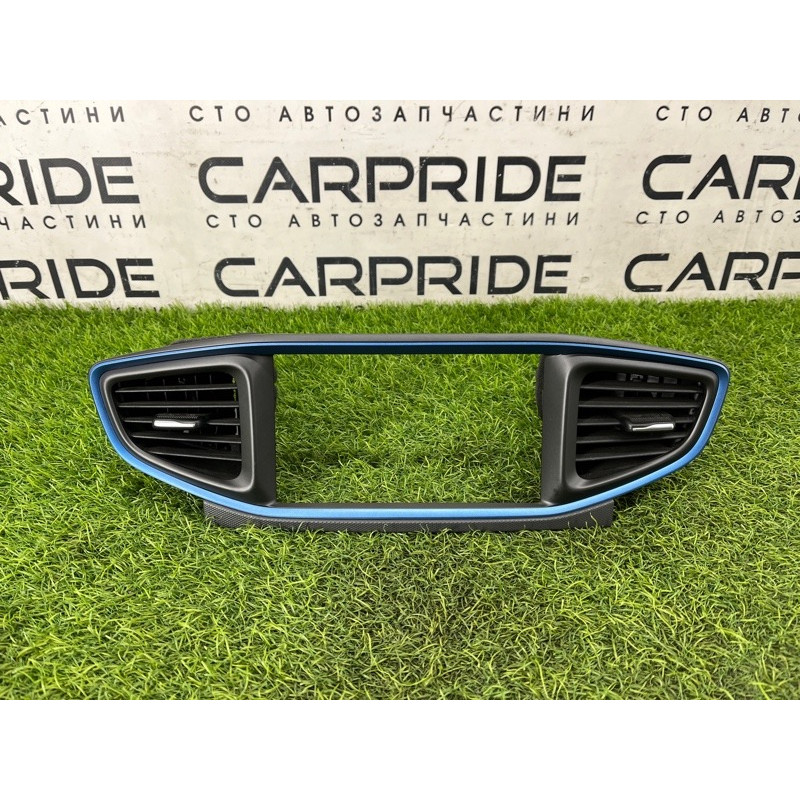 Центральный дефлектор салона (салон) Hyundai Ioniq AE 2018 1.6 Hybrid 84740G2100T9Y