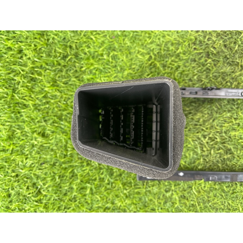 Центральный дефлектор салона (салон) Hyundai Ioniq AE 2018 1.6 Hybrid 84740G2100T9Y