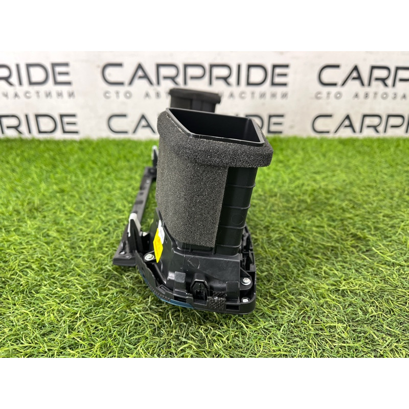 Центральный дефлектор салона (салон) Hyundai Ioniq AE 2018 1.6 Hybrid 84740G2100T9Y