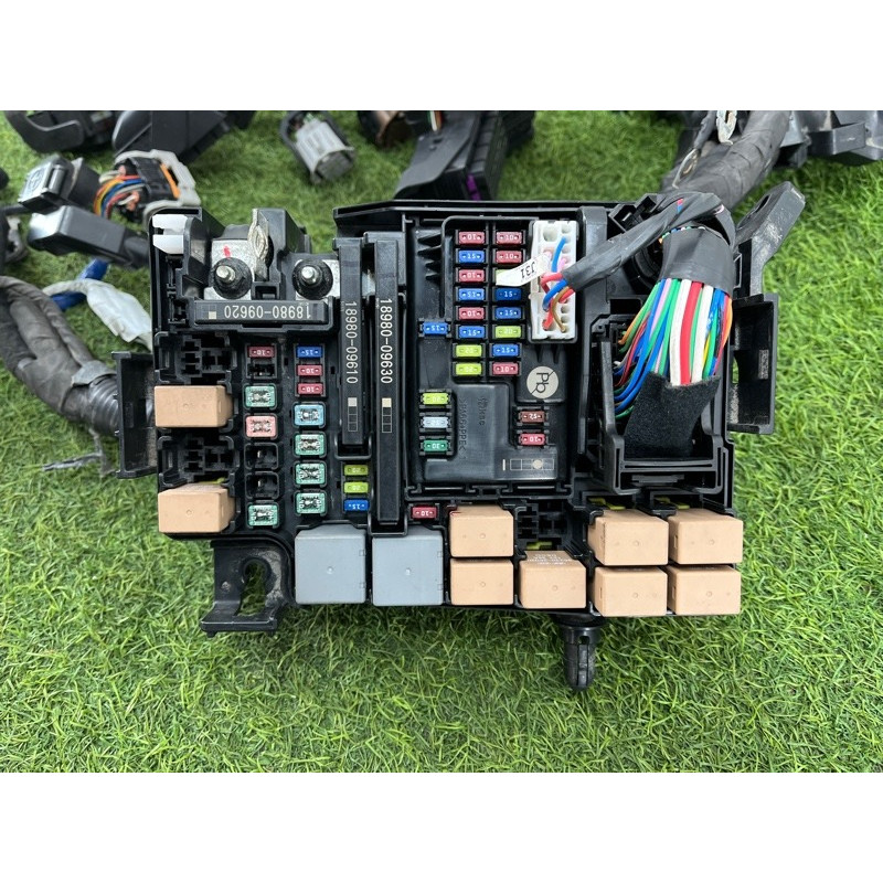 Проводка подкапотная (электрика) Hyundai Ioniq AE 2018 1.6 Hybrid 91220G2010