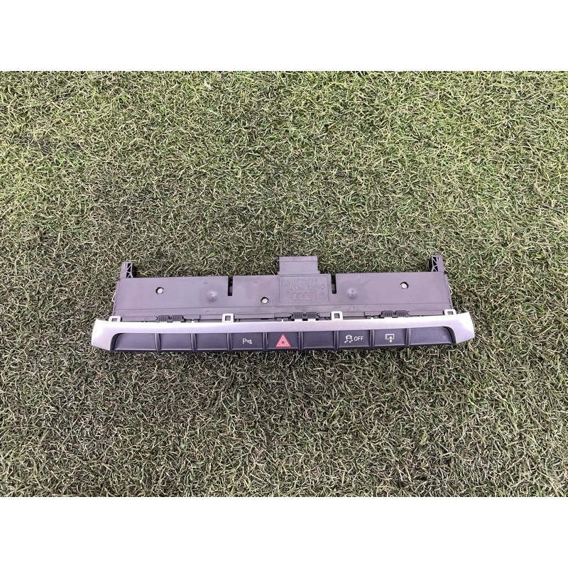 Блок кнопок (электрика / кнопки) AUDI A3 8V 2016 1.8 CNSB 8V0925301AHNV6