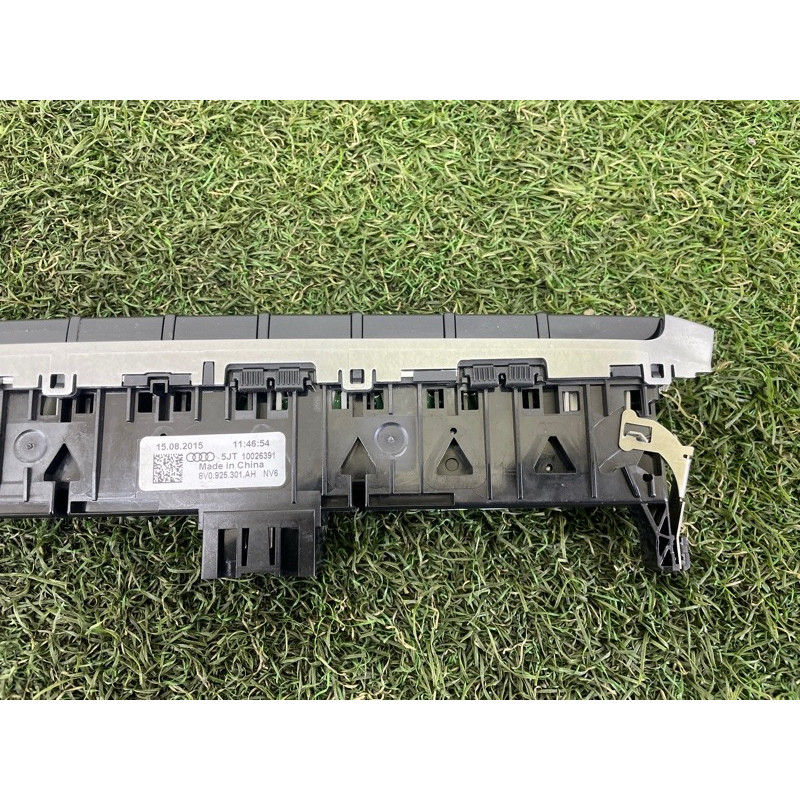 Блок кнопок (электрика / кнопки) AUDI A3 8V 2016 1.8 CNSB 8V0925301AHNV6