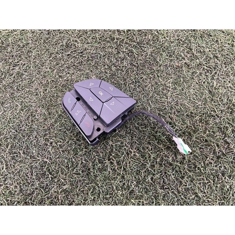 Кнопки руля (электрика / кнопки) Jeep Grand Cherokee WK2 2014 3.0 Diesel 68159639AC