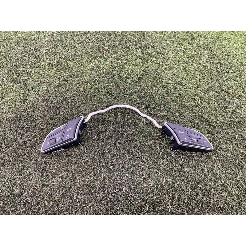 Кнопки руля (электрика / кнопки) AUDI A4 B9 2018 2.0 DBPA 8W0951523FXHA