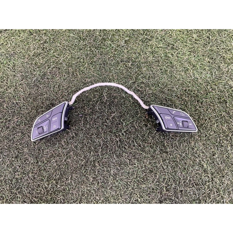 Кнопки руля (электрика / кнопки) AUDI A4 B9 2018 2.0 DBPA 8W0951523FXHA