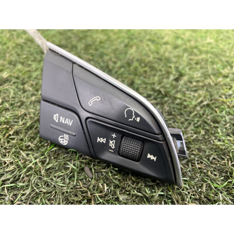 Кнопки руля (электрика / кнопки) AUDI Q7 4M 2017 2.0 TFSI 4M0951523AXHA