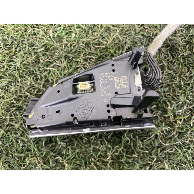 Кнопки руля (электрика / кнопки) AUDI Q7 4M 2017 2.0 TFSI 4M0951523AXHA