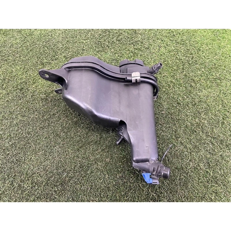 Бачок расширительный (система охлаждения) BMW 3-series E90 2010 3.0 N54 17137640514