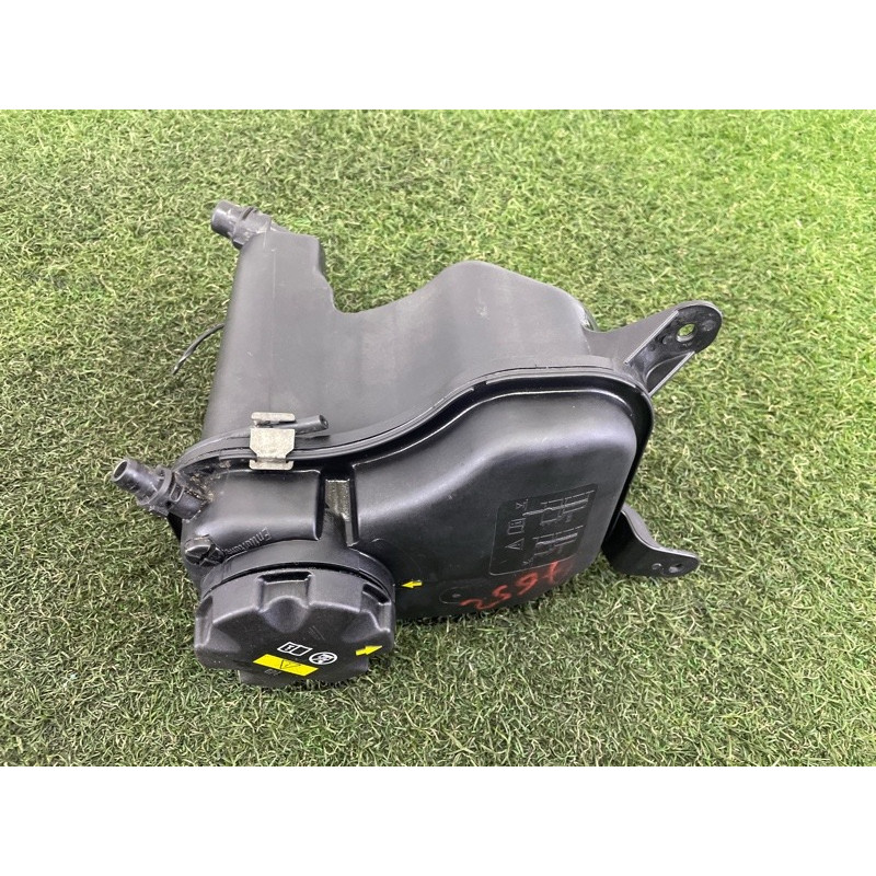 Бачок расширительный (система охлаждения) BMW 3-series E90 2010 3.0 N54 17137640514