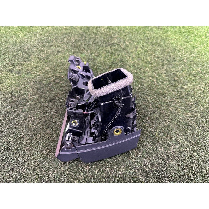 Дефлектор воздуховода (салон) AUDI Q5 FY 2018 2.0 DAYB 80B820901A6PS