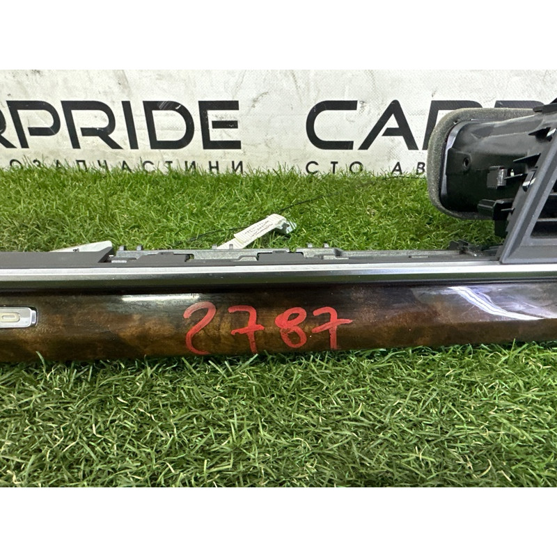 Центральный дефлектор салона (салон) AUDI Q5 FY 2018 2.0 DAYB 80B820902M6PS