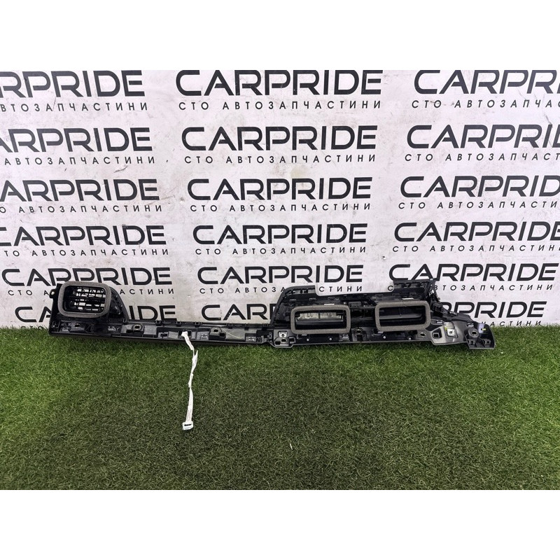 Центральный дефлектор салона (салон) AUDI Q5 FY 2018 2.0 DAYB 80B820902M6PS