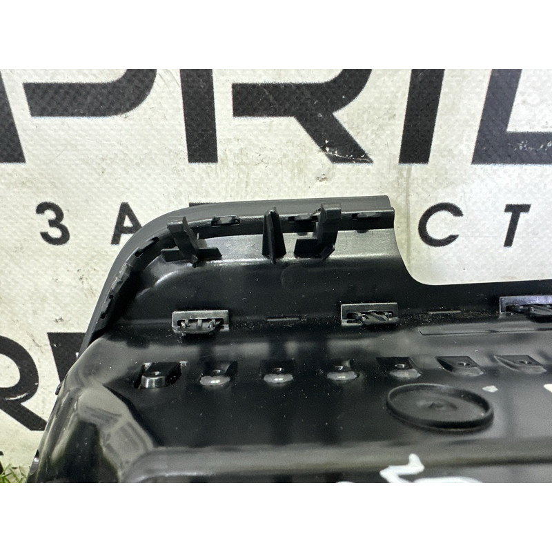 Центральный дефлектор салона (салон) AUDI Q5 FY 2018 2.0 DAYB 80B820902M6PS