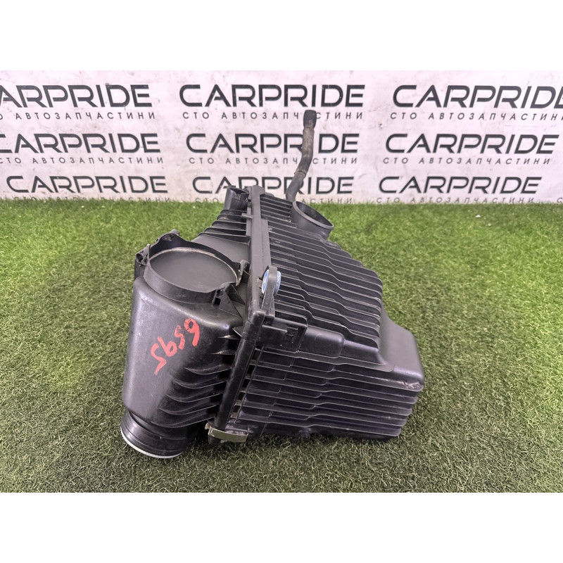 Корпус воздушного фильтра (впускная система) AUDI Q7 4L 2011 3.0 TFSi 7L6129601BB