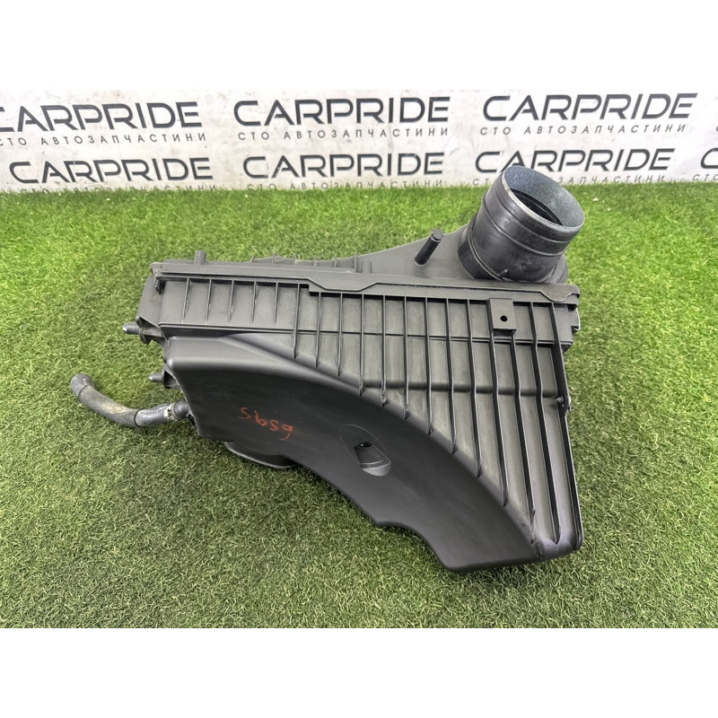 Корпус воздушного фильтра (впускная система) AUDI Q7 4L 2011 3.0 TFSi 7L6129601BB