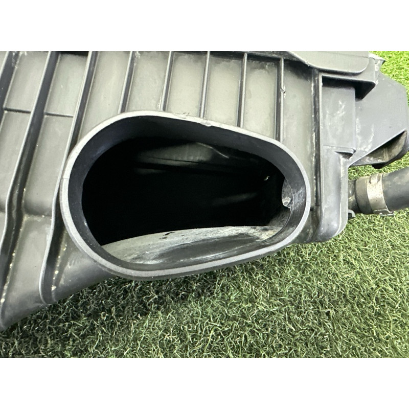 Корпус воздушного фильтра (впускная система) AUDI Q7 4L 2011 3.0 TFSi 7L6129601BB