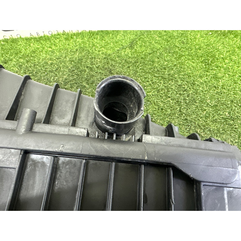 Корпус воздушного фильтра (впускная система) AUDI Q7 4L 2011 3.0 TFSi 7L6129601BB