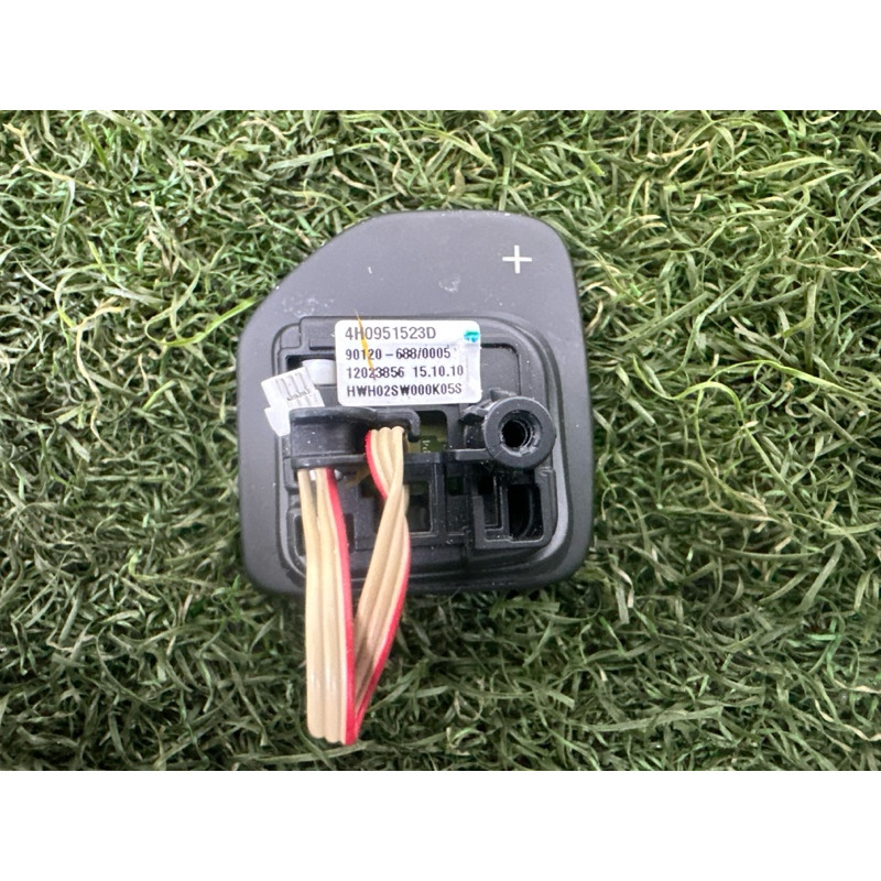 Кнопки руля (электрика / кнопки) AUDI A8 D4 2011 4.2 CDRA 4H0951523D5PR