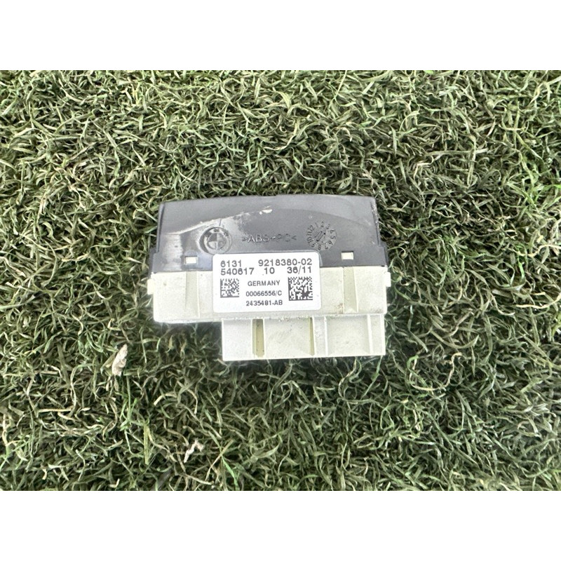 Блок управления мультирулем (электрика / блоки управления) BMW X3 F25 2012 3.0 61317468009