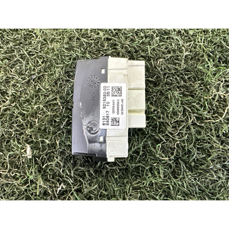 Блок управления мультирулем (электрика / блоки управления) BMW X3 F25 2012 3.0 61317468009