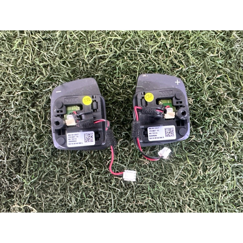 Кнопки руля (электрика / кнопки) AUDI Q5 FY 2018 2.0 DAYB 4M0951523D5PR