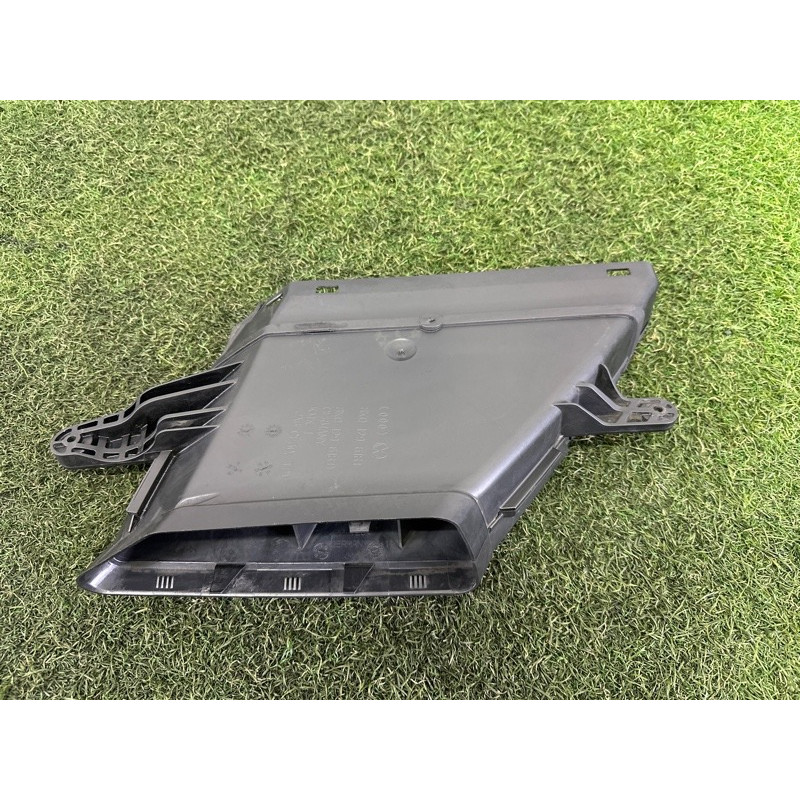 Воздухозаборник (впускная система) AUDI A4 B8 2013 2.0 TFSI 8K0129617B