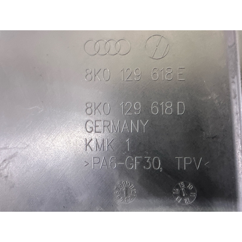 Воздухозаборник (впускная система) AUDI A4 B8 2013 2.0 TFSI 8K0129617B