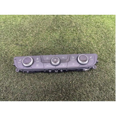 Панель управления климат-контролем