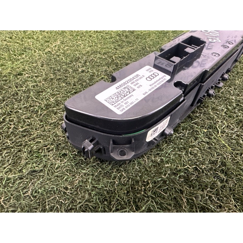 Панель управления климат-контролем (электрика / блоки управления) AUDI Q7 4M 2017 3.0 TFSi 4M0820043RSWI