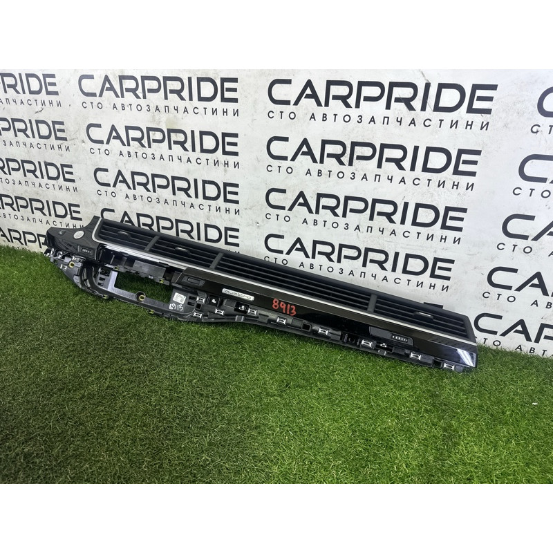 Центральный дефлектор салона (салон) AUDI Q7 4M 2017 3.0 TFSi 4M1820902M6PS